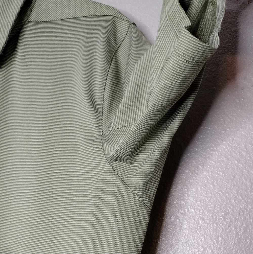 Nike Standard Fit Men’s Light Olive Green Golf Athletic Polo Shirt Sz L